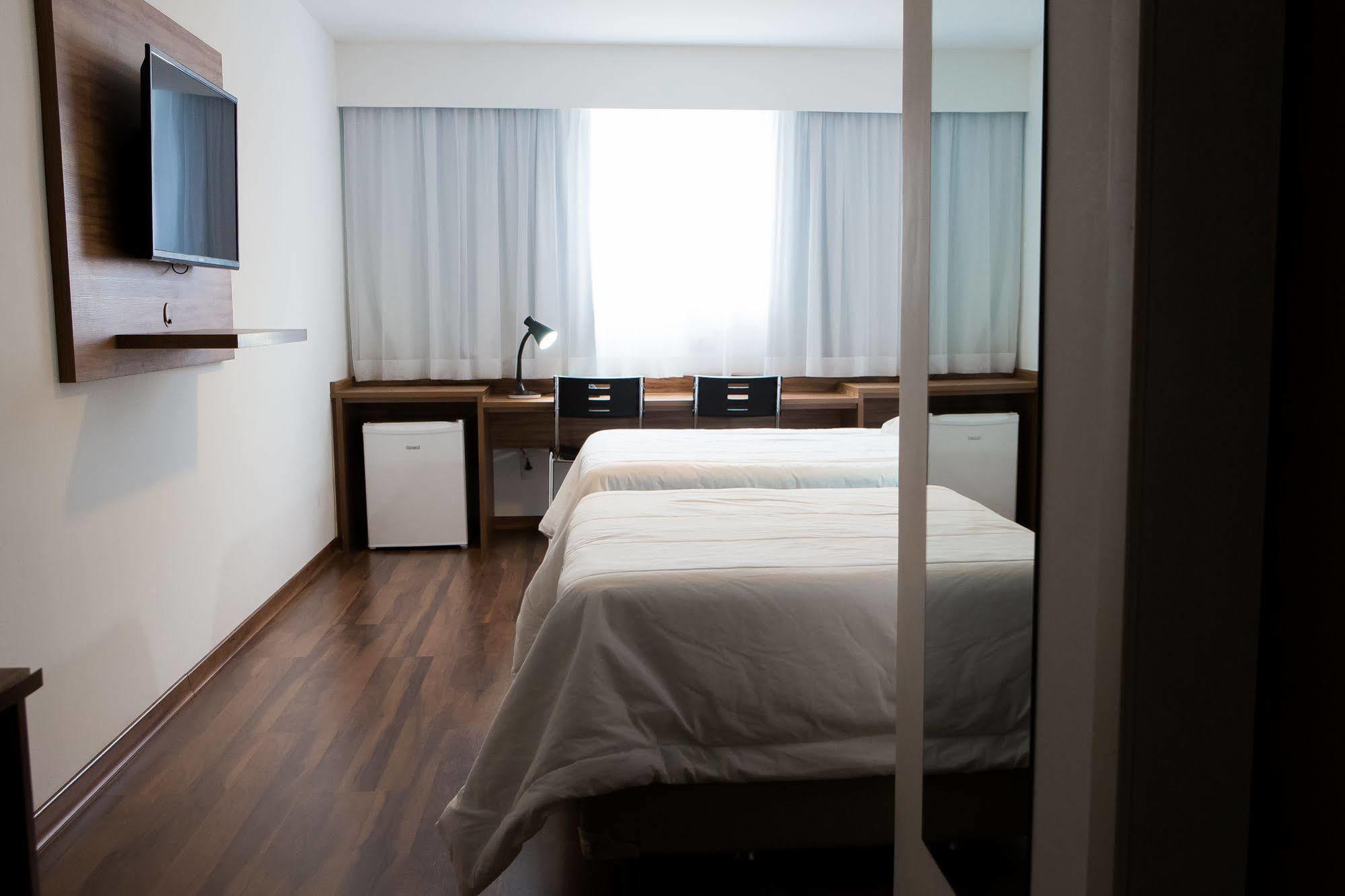 Trade Hotel Жуиз де Фора Екстериор снимка